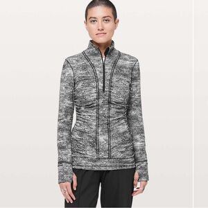 Lululemon Cypress Kiss Rulu Half Zip size 4 Rush Jacquard Black White